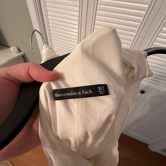 Online Exclusive
Abercrombie & Fitch
Scarf Slip Mini Dress - Picture 7 of 9